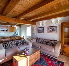 2 Bedroom Apartment with 2 Shared Pools, sleeps 4